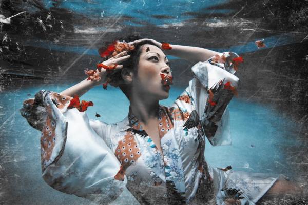 Photograph Romi Burianova  Geisha on One Eyeland